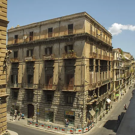 Palazzo Savona Affittacamere 2*