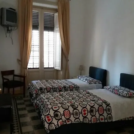 招待所 Palazzo Savona 巴勒莫