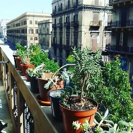 Palazzo Savona 招待所 巴勒莫