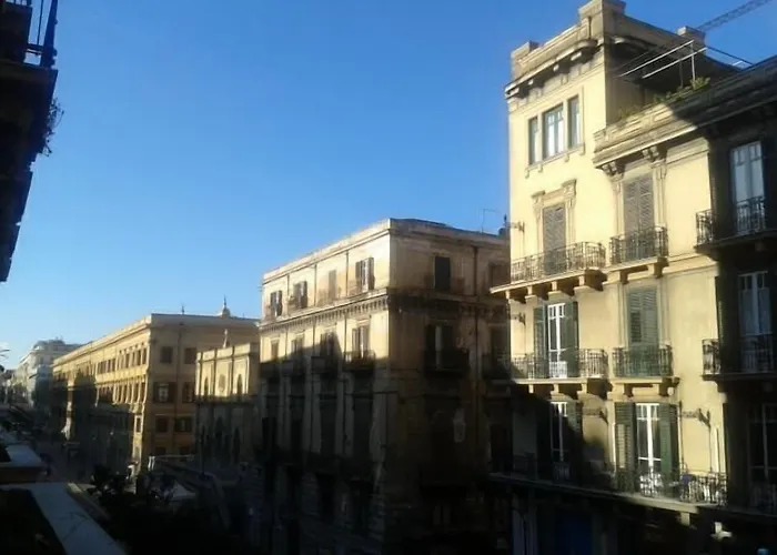 Palazzo Savona 2* Palermo